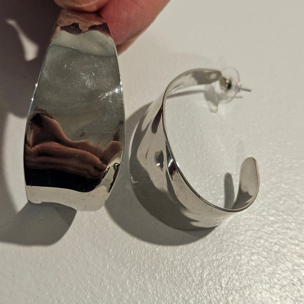 C-Shaped Chunky Hoop Earrings Silver Heavy Tapered Polished Statement Minimalist
